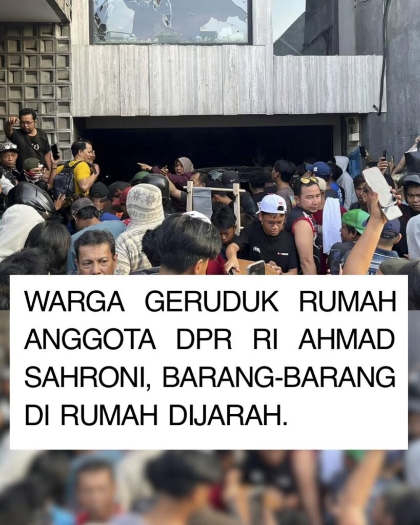 warga geruduk rumah Ahmad Sahroni